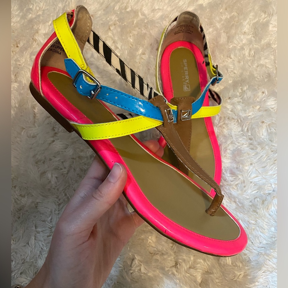 Sperry Sandals - Picture 2 of 5